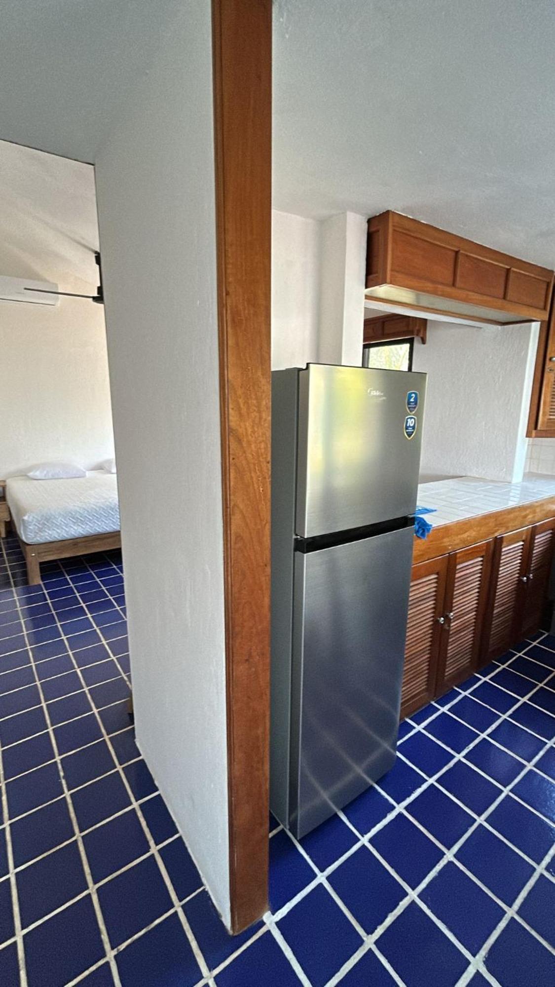 Solana Lakefront Hotel 4*