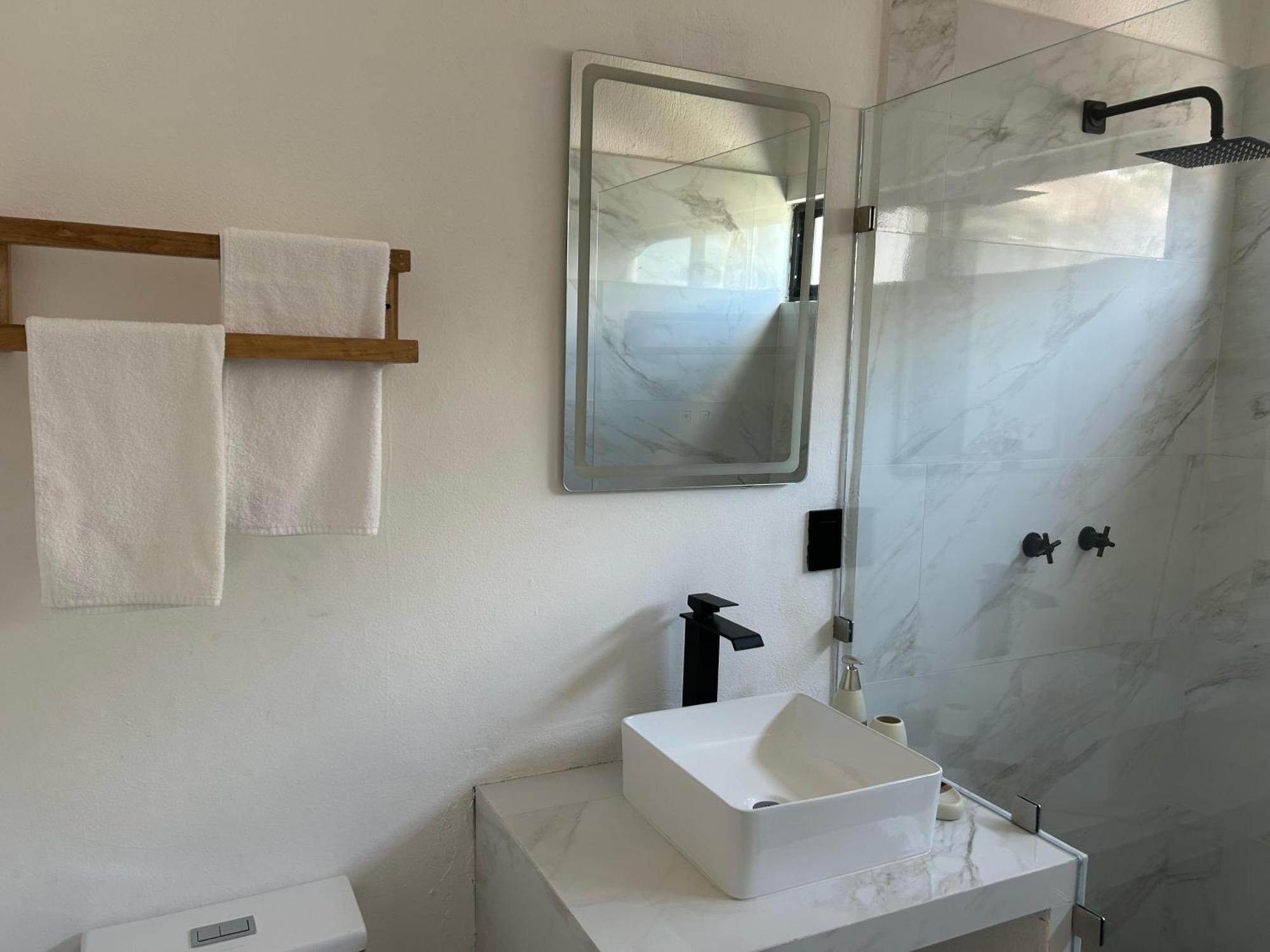 Solana Lakefront 4*
